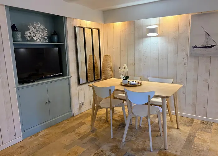 Apartment St Laurent - Bel Refait A Neuf A 50 M De La