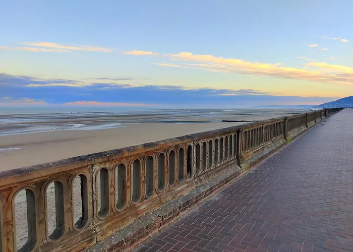 Apartment St Laurent - Bel Refait A Neuf A 50 M De La